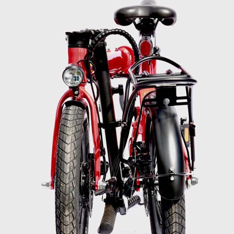 E-GOLiteFrontLight_Mudguard in a white background.