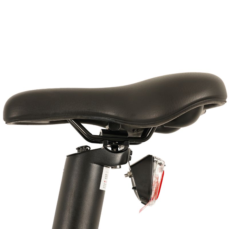 E-GOStepSaddle in a white background.