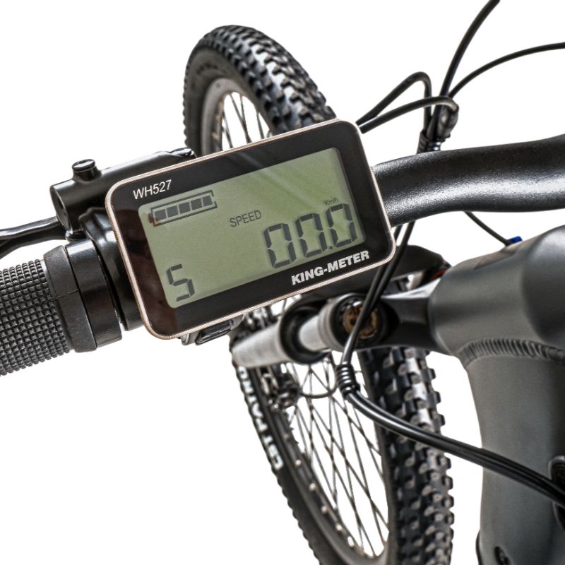 Claud_Butler_Wrath_1.0_handlebar LCD display on a white background