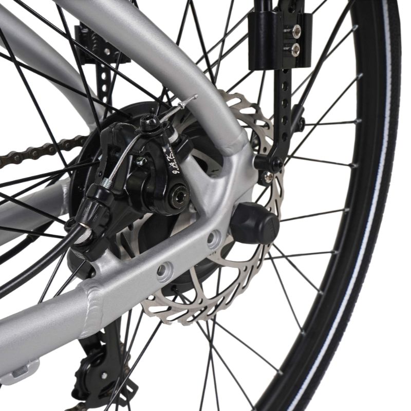 Falcon Horizon Cross Bar Hybrid e-bike rear disk brake system Close-up on a white background