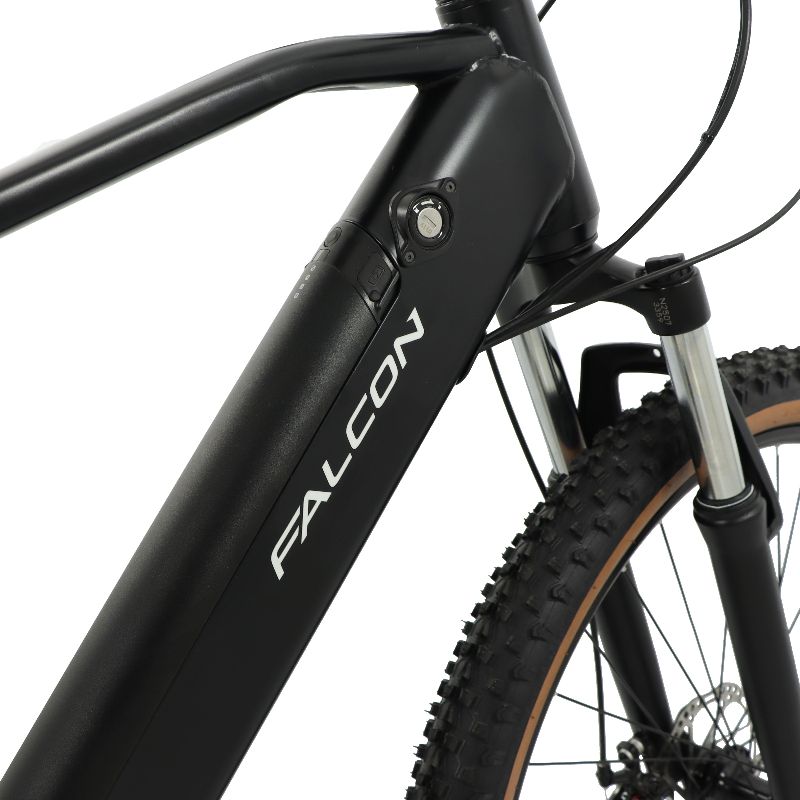 Falcon_Turbine_eMTB_integrated battery and lock Close-up on a white background