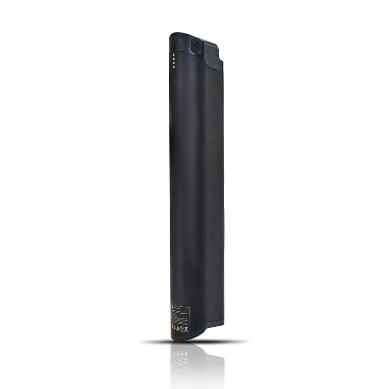 Hygge Nivo Black cylindrical battery pack on a white background