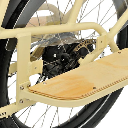 RevomE-Cargo_CreamFootPlate