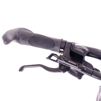 Roxform Valor L e-bike handlebar with Shimano gear shifter and brake lever on a white background