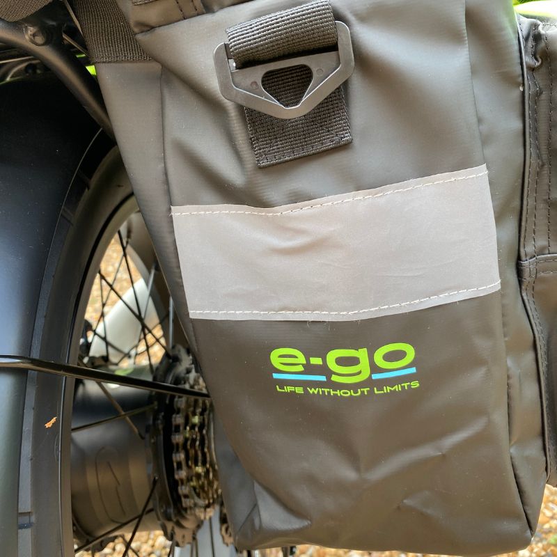 e-goXLRearPannier_PocketWithLogo