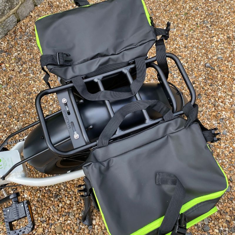 e-goXLRearPannier_RearRackOutdoors