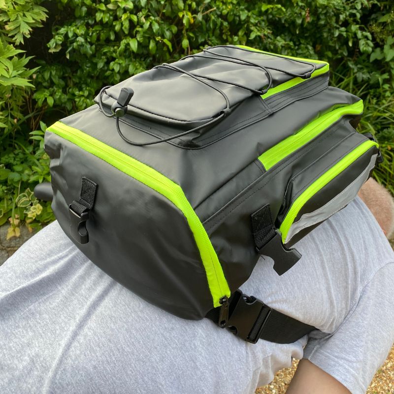 e-goXLRearPannier_Rider_1